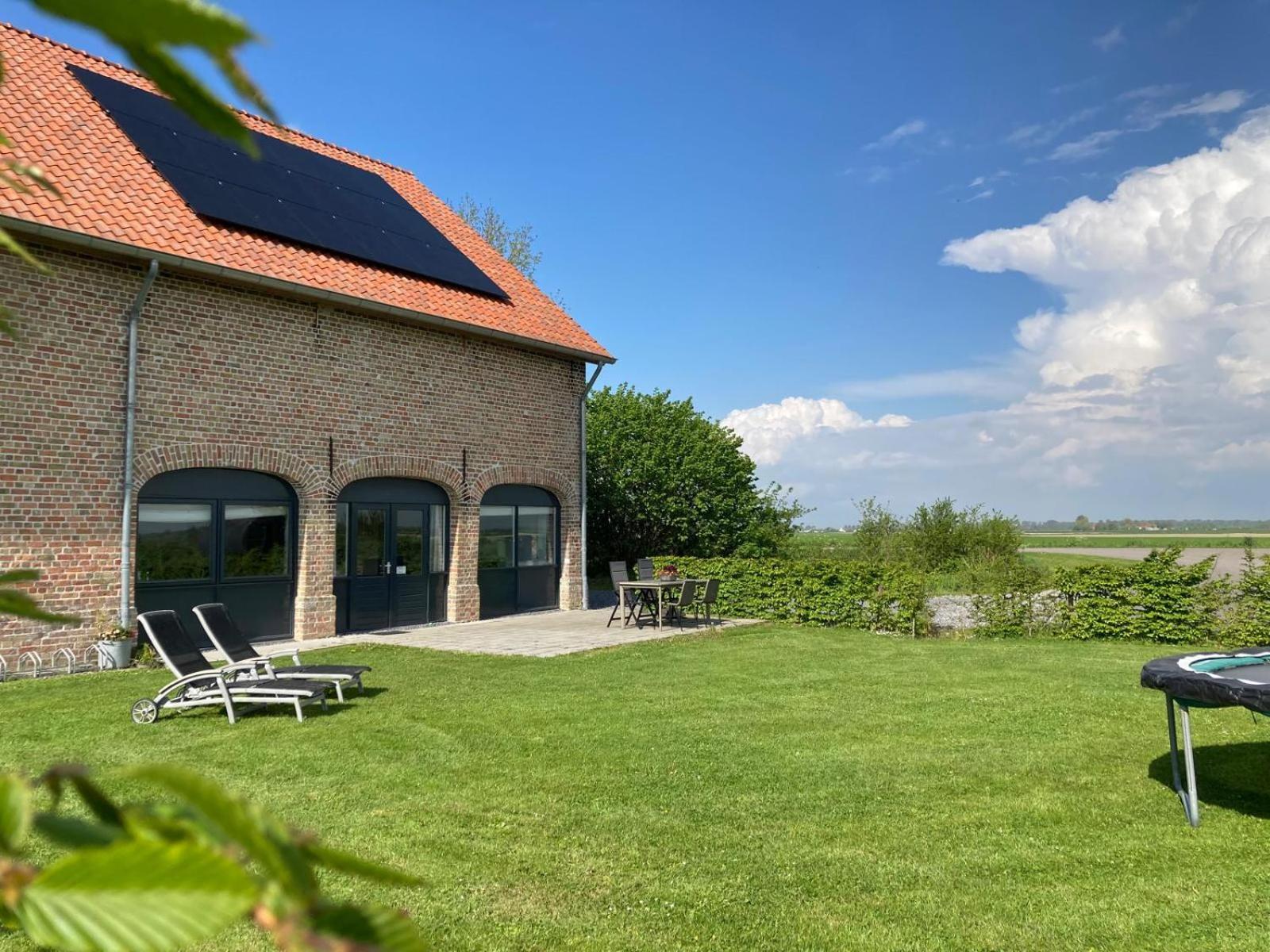 't Wagenhuis Retranchement Buitenkant foto